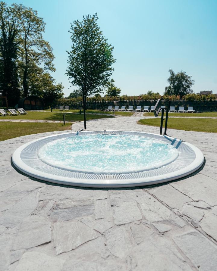 Domaine Des Thermes Awans Exterior foto